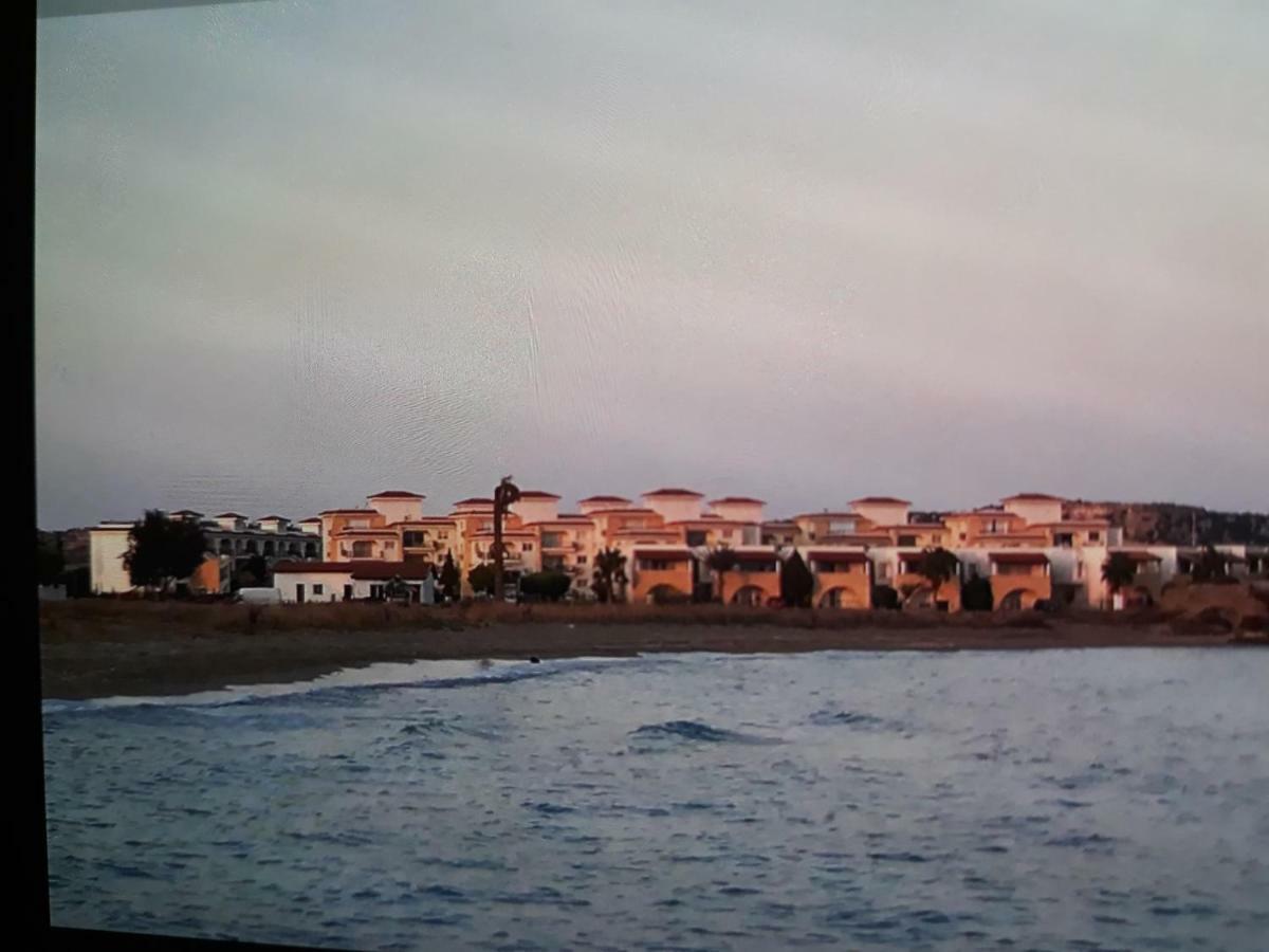 Boheme B6 Sunrise Beach Gastria Exterior foto