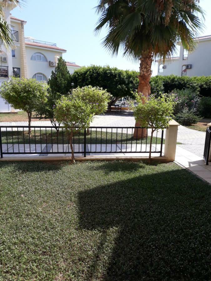 Boheme B6 Sunrise Beach Gastria Exterior foto